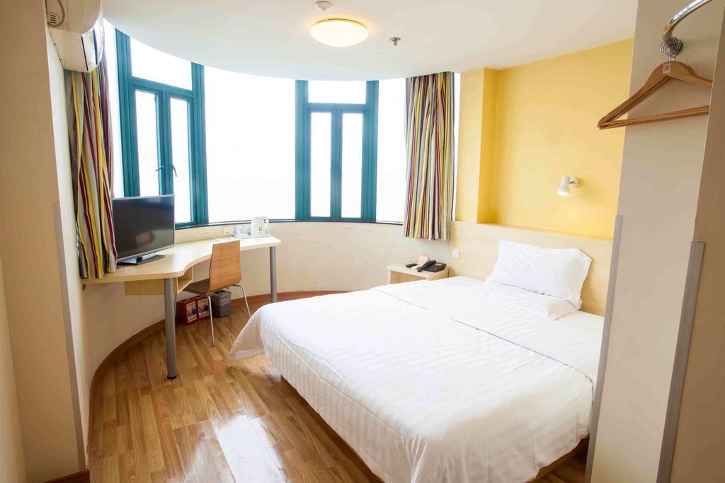 7Days Inn Dalian Gangwan Square Station Port Habitación foto